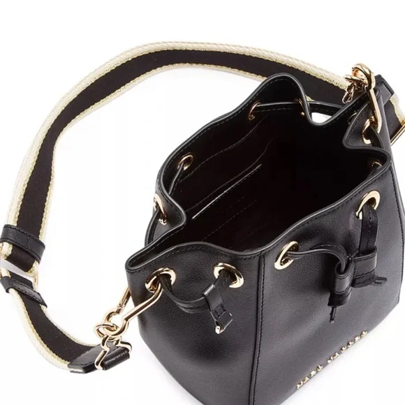 Authentic THE MARC JACOBS Leather Drawstring bucket bag - Picture 13 of 16